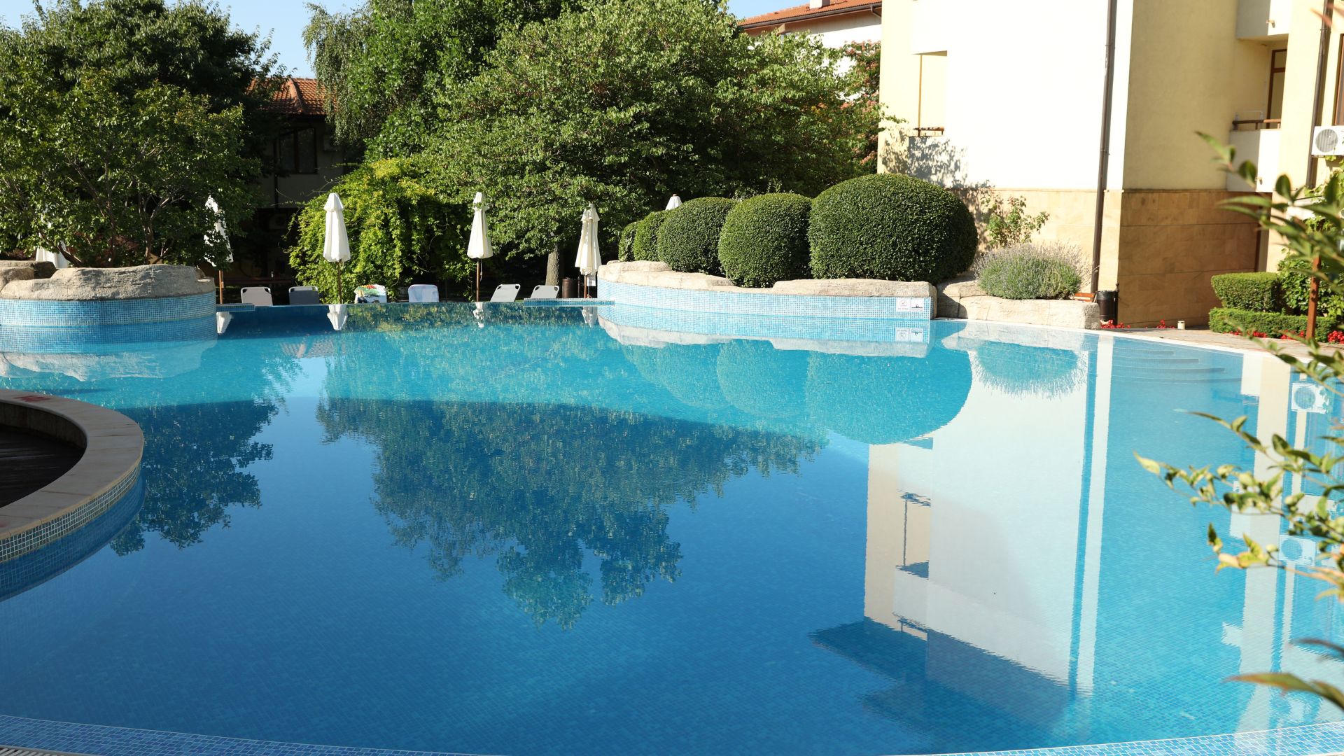 Professional Swimming Pool Maintenance in Abu Dhabi