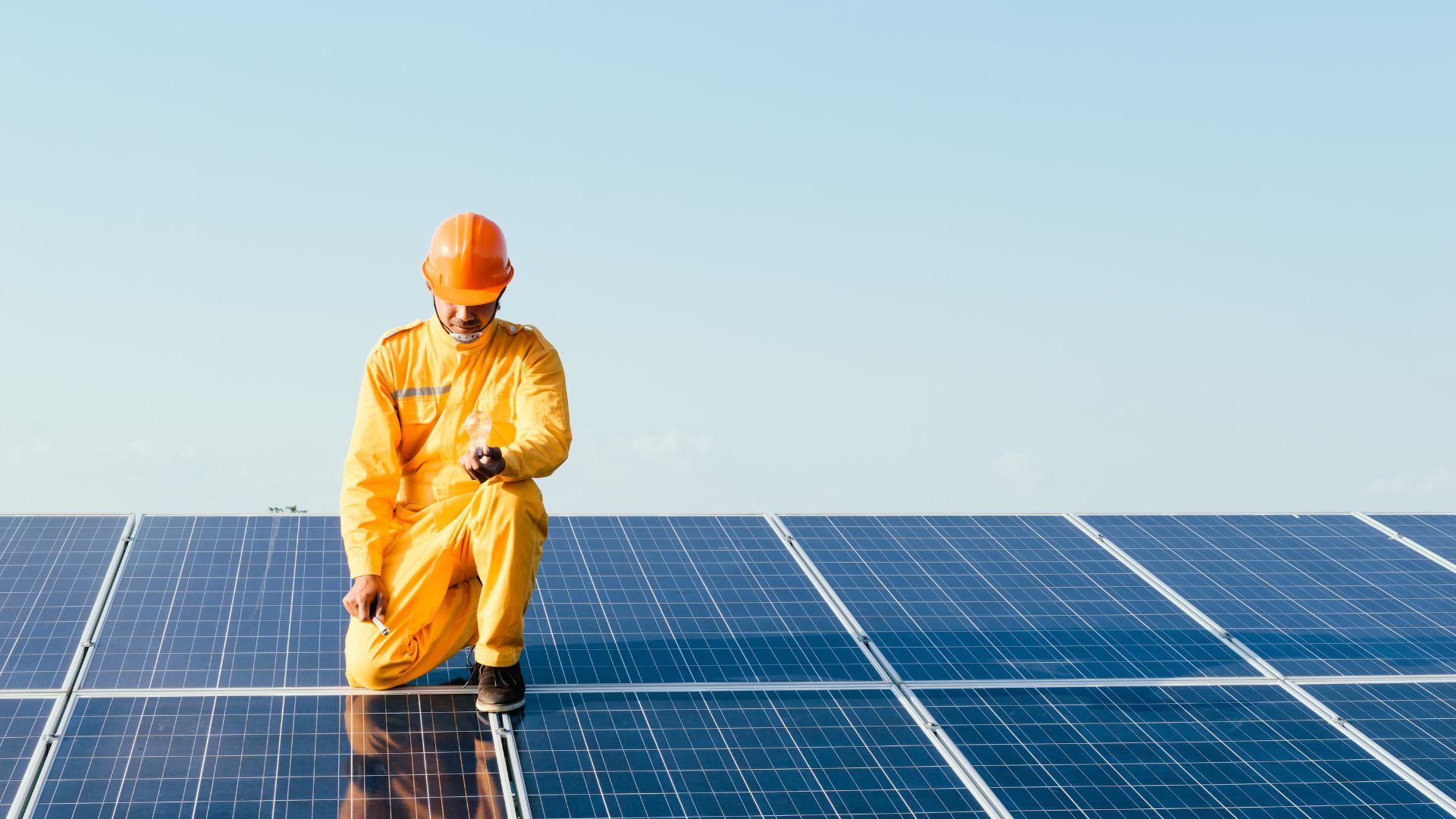 Professional Solar Panel Cleaning Services in Abu Dhabi
