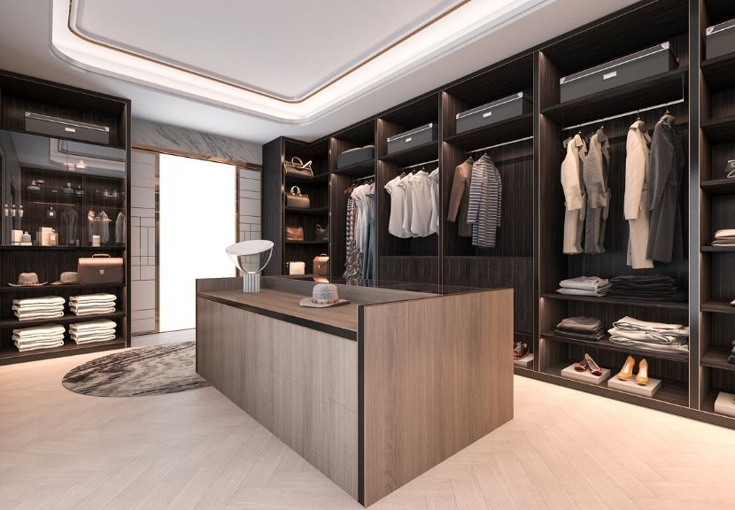 Walk-in Closet in Abu Dhabi