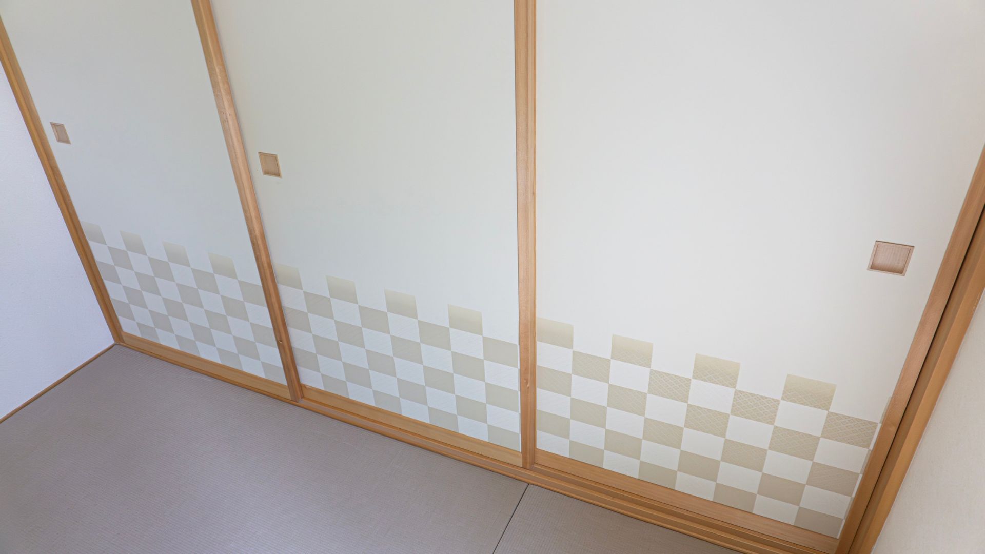 Professional Wallpaper Installation and Removal Services in Abu Dhabi