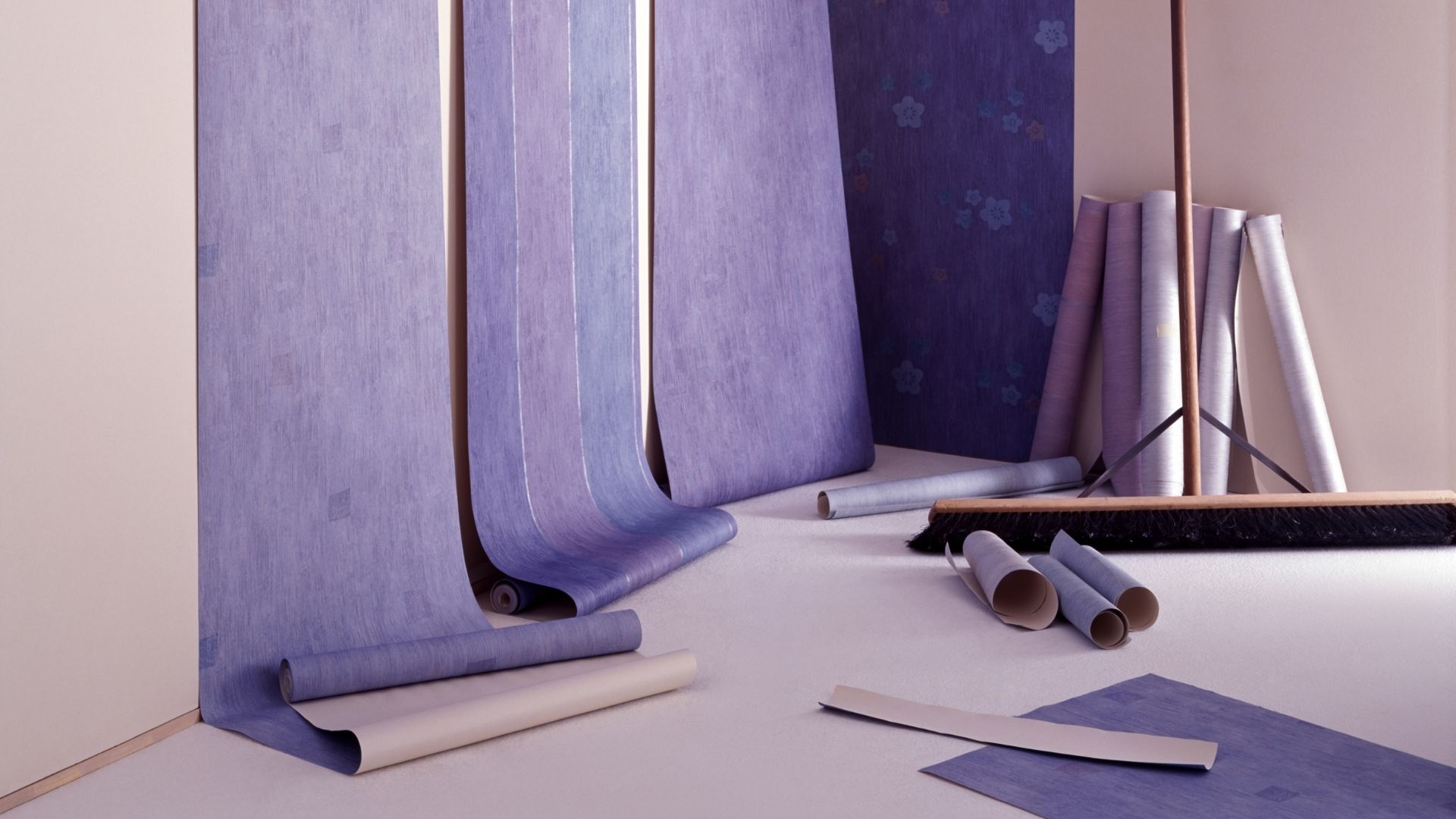 Commercial Vinyl Wallcovering Fit-out in UAE